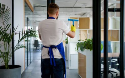 Come cambia la pulizia professionale di uno showroom rispetto a un normale negozio